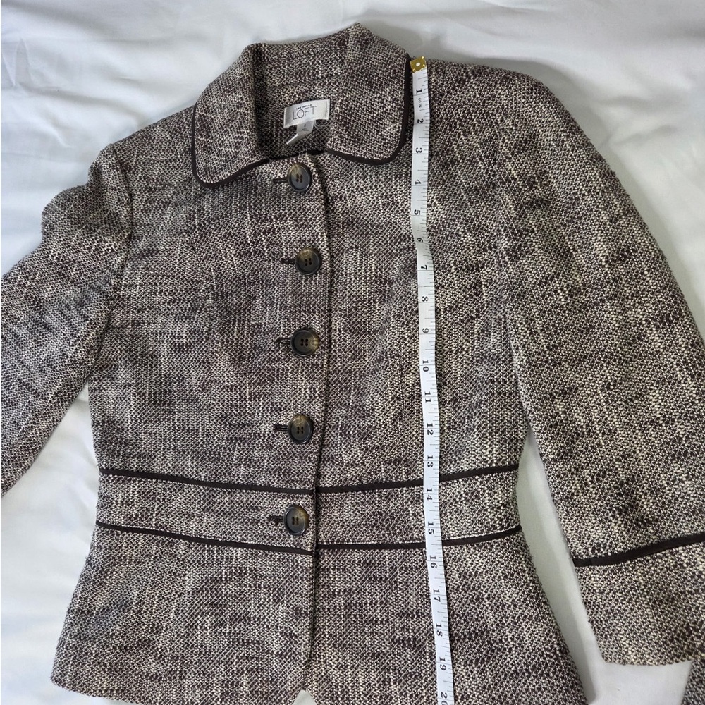 ANN TAYLOR LOFT
Brown and Cream Tweed Skirt Set - Picture 12 of 14
